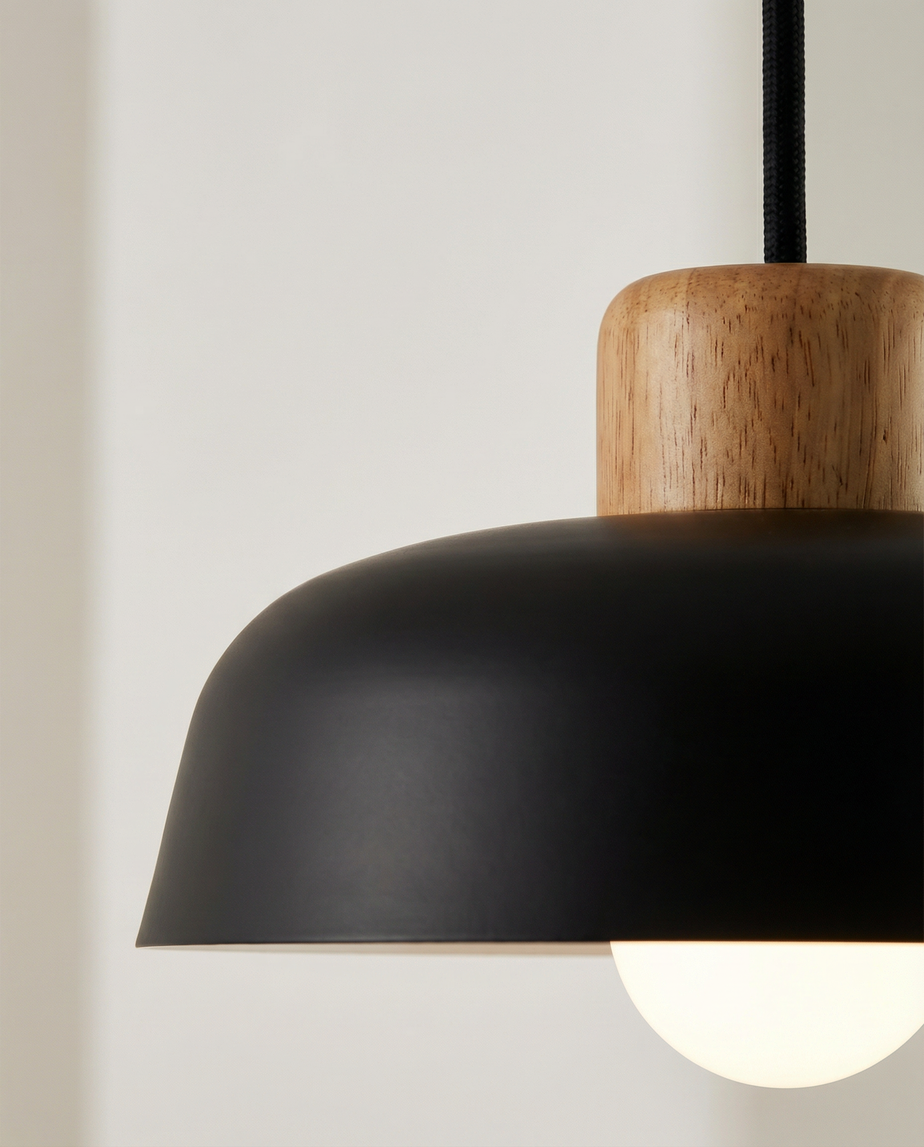 Elan Minimal Pendant Light — Black & Oak